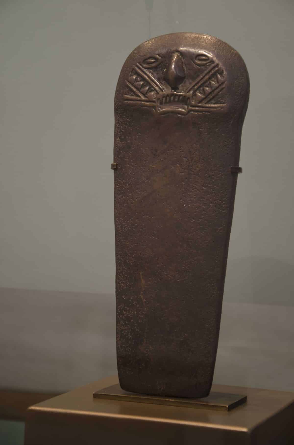 Totem from the Cultura Milagro-Quevado (700-1530 CE); Casa del Alabado, Quito, Ecuador | ©Angela Drake Totem from the Cultura Milagro-Quevado (700-1530 CE); Casa del Alabado, Quito, Ecuador | ©Angela Drake