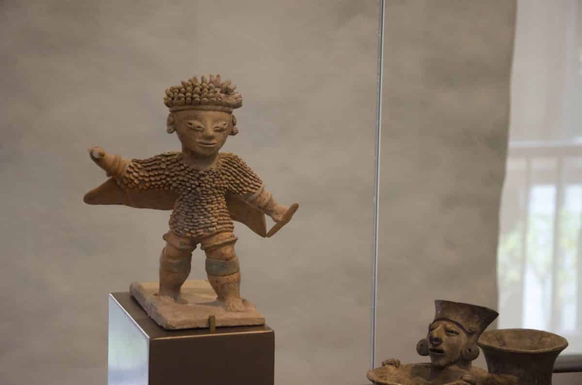 Sculpture from the Cultura Jama-Coaque (350 BCE – 1530 CE); Casa del Alabado, Quito, Ecuador | ©Angela Drake Sculpture from the Cultura Jama-Coaque (350 BCE – 1530 CE); Casa del Alabado, Quito, Ecuador | ©Angela Drake