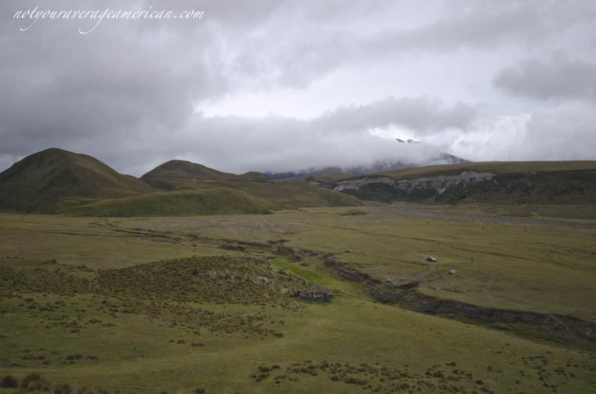 Estructura Inca con Techo Moderno, Pucara Salitre, Parque Nacional Cotopaxi, Ecuador