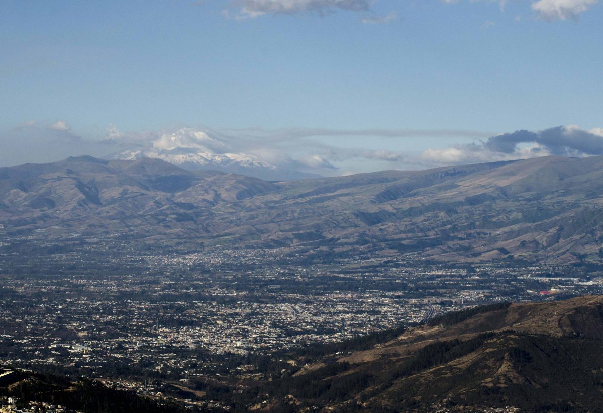 Conocoto and Sangolqui with the volcano Cayambe in the distance. Conocoto and Sangolqui with the volcano Cayambe in the distance.