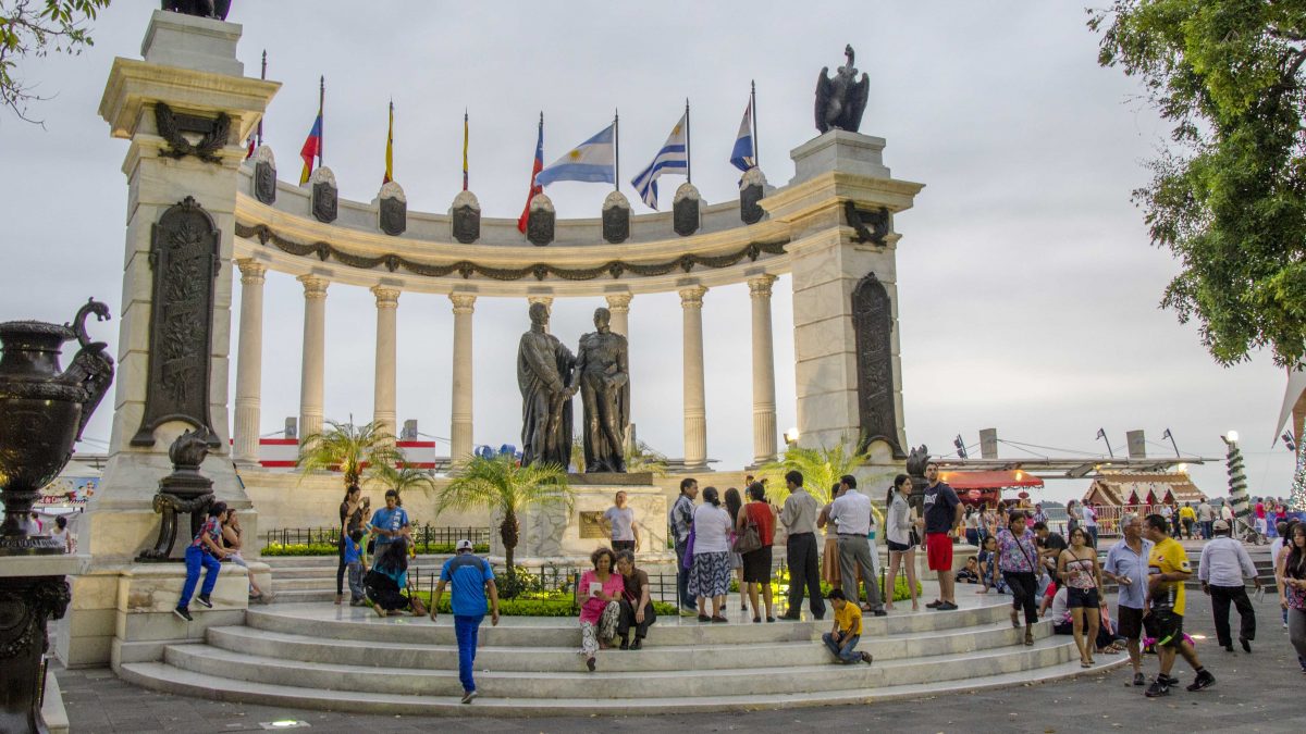 Monument to Independence on the Malecon 2000, Guayaquil, Ecuador | ©Angela Drake Monument to Independence on the Malecon 2000, Guayaquil, Ecuador | ©Angela Drake