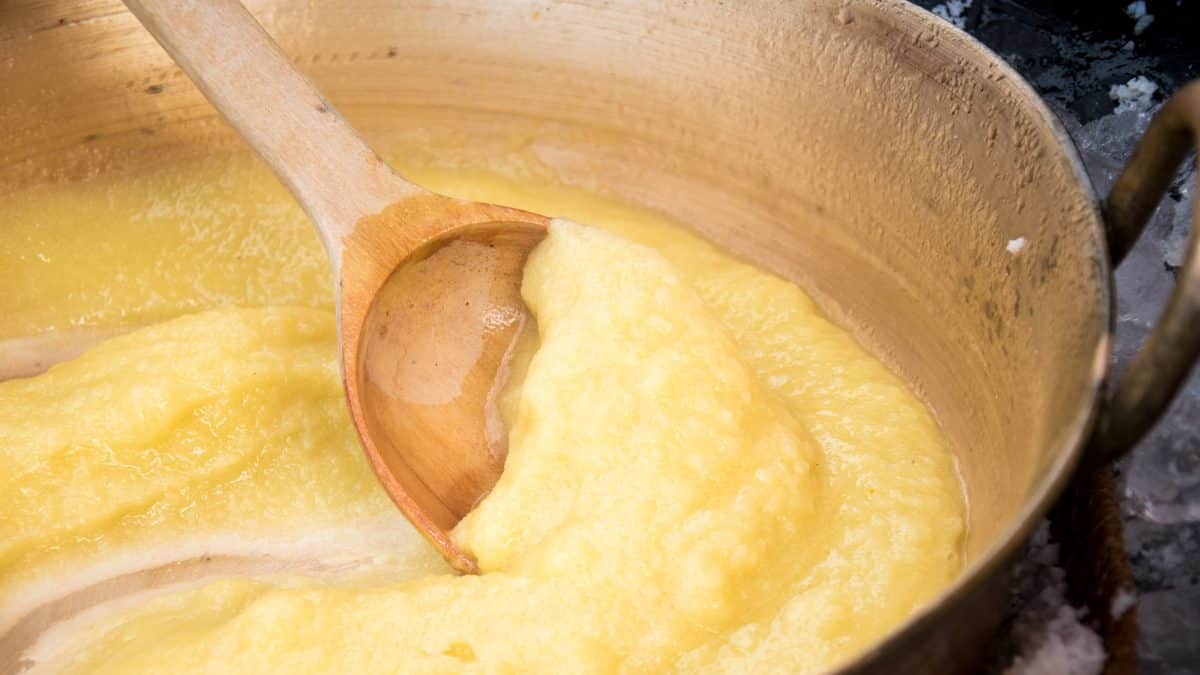 Ecuadorian Ice Cream, called Helado de Paila | ©Angela Drake