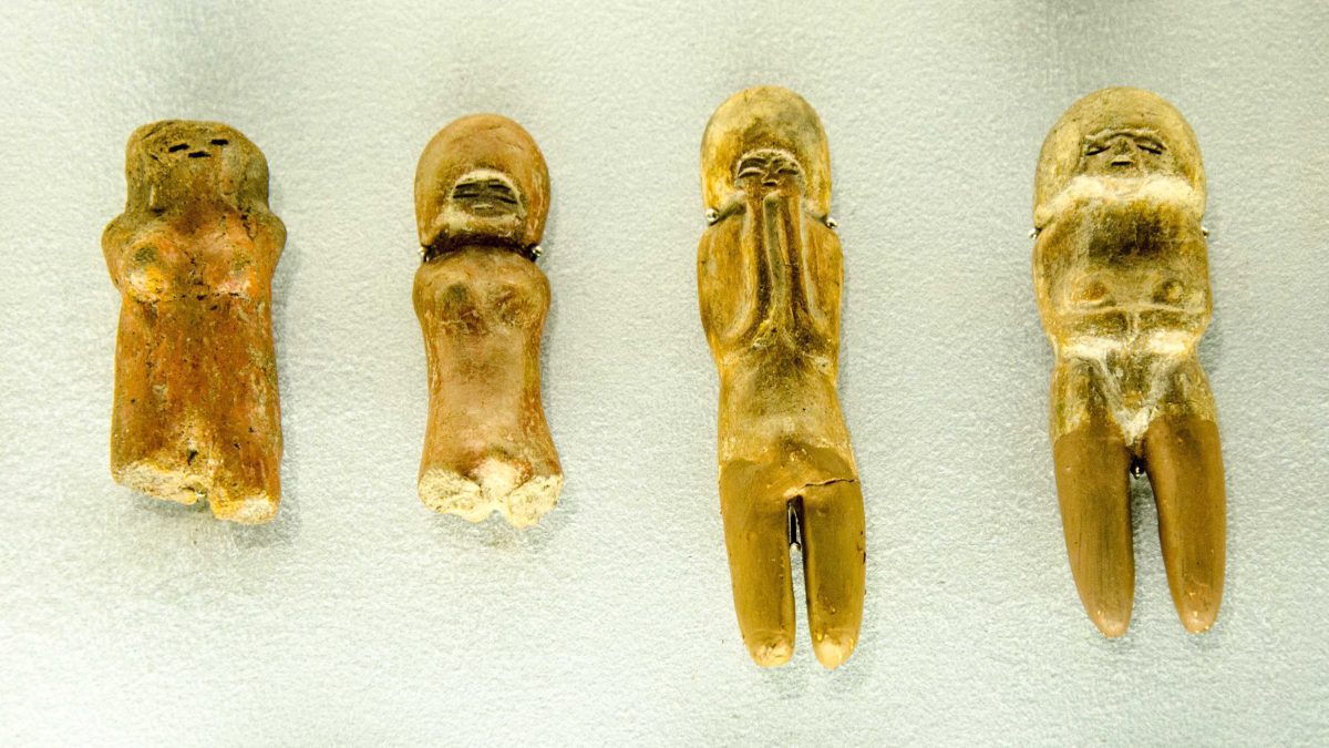 Estas figuras similares a Venus son comunes a la cultura Valdivia, que se encuentra en las provincias costeras de Santa Elena, Manabí y El Oro; 3500-1500 a. Estas figuras similares a Venus son comunes a la cultura Valdivia, que se encuentra en las provincias costeras de Santa Elena, Manabí y El Oro; 3500-1500 a.