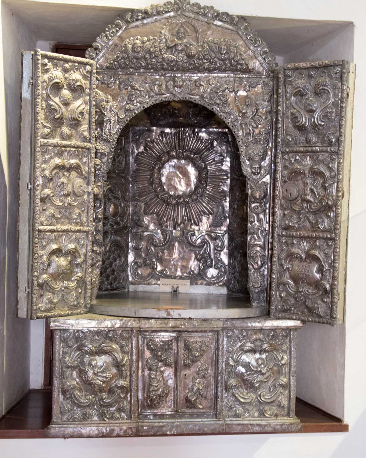 Silver Reliquary, Museo Arquidiocesano de Arte Religioso | ©Angela Drake Silver Reliquary, Museo Arquidiocesano de Arte Religioso | ©Angela Drake