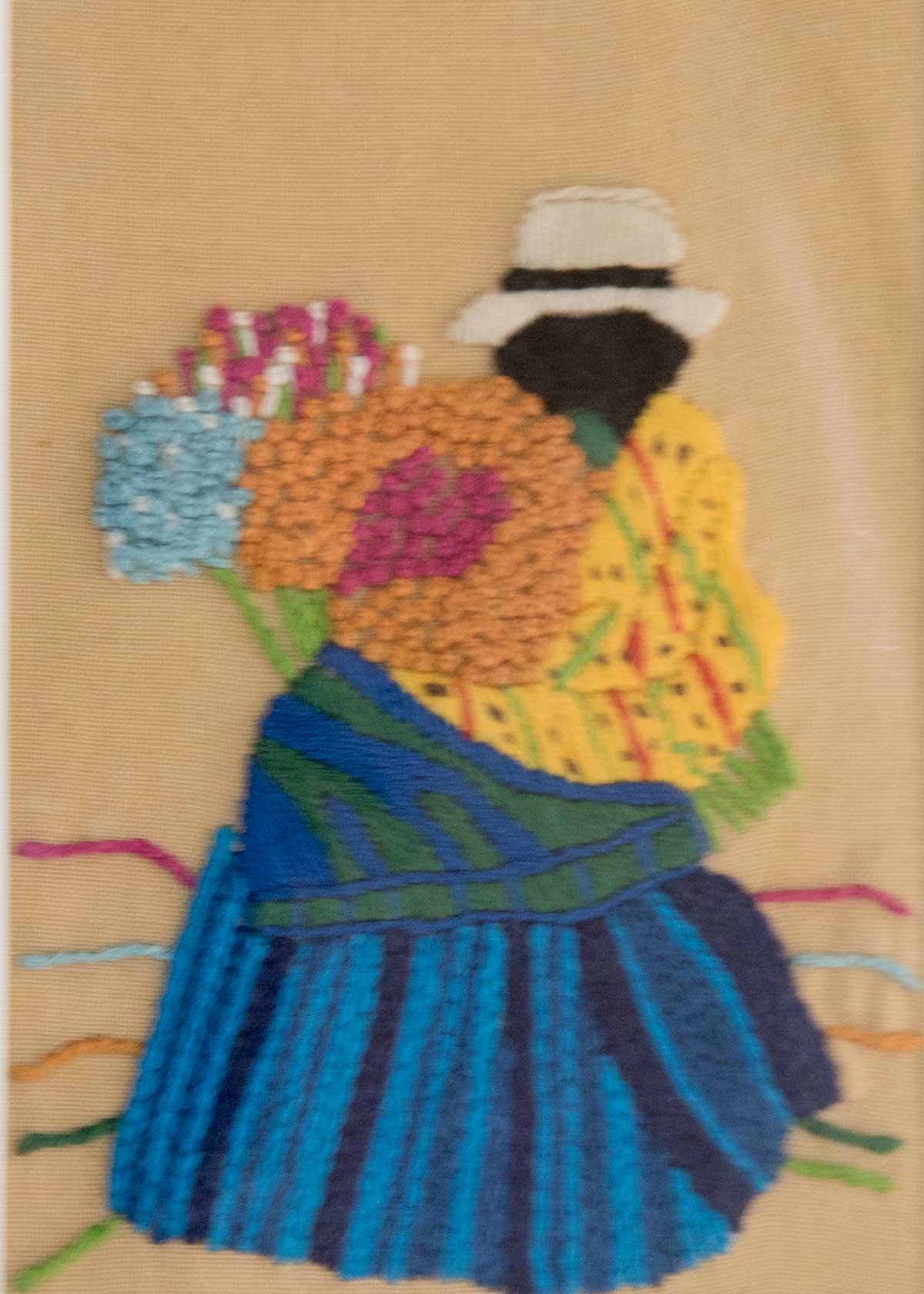 Chola Cuencana; Exhibit of Cuenca Fiber Artists | ©Angela Drake Chola Cuencana; Exhibit of Cuenca Fiber Artists | ©Angela Drake