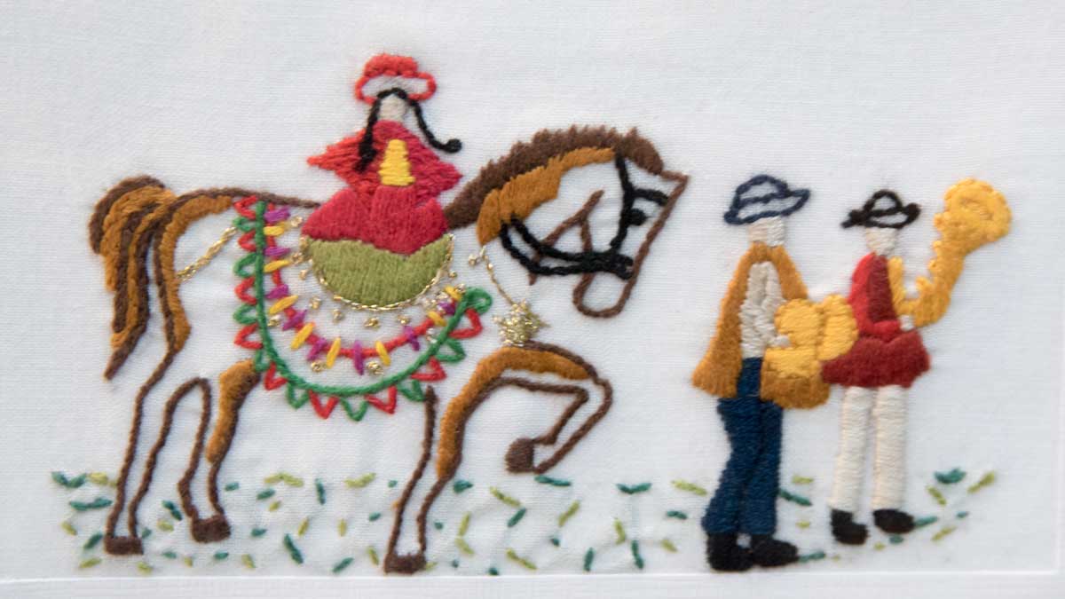 Paseo del Niño; Exhibit of Cuenca Fiber Artists | ©Angela Drake Paseo del Niño; Exhibit of Cuenca Fiber Artists | ©Angela Drake