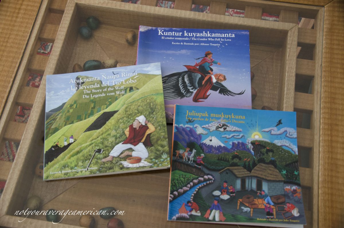 Three books with artwork from Tigua by the Toaquiza family. Three books with artwork from Tigua by the Toaquiza family.