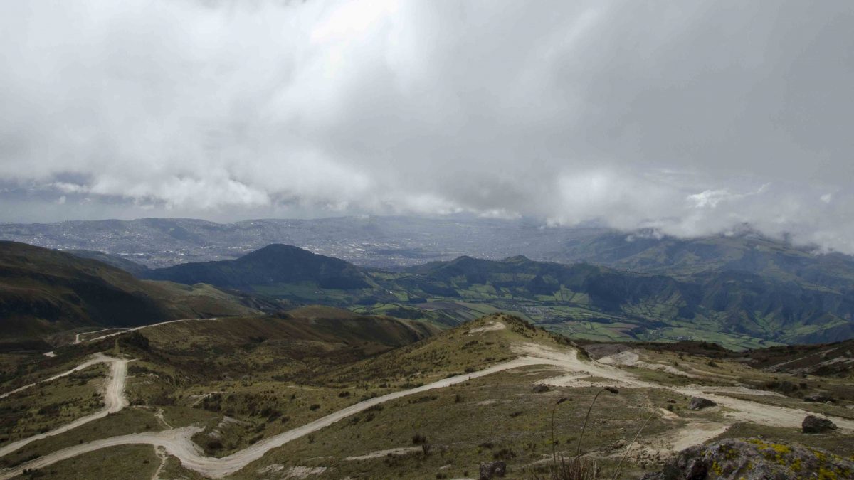 Final dirt roads, Refugio of Guagua Pichincha, Ecuador Final dirt roads, Refugio of Guagua Pichincha, Ecuador