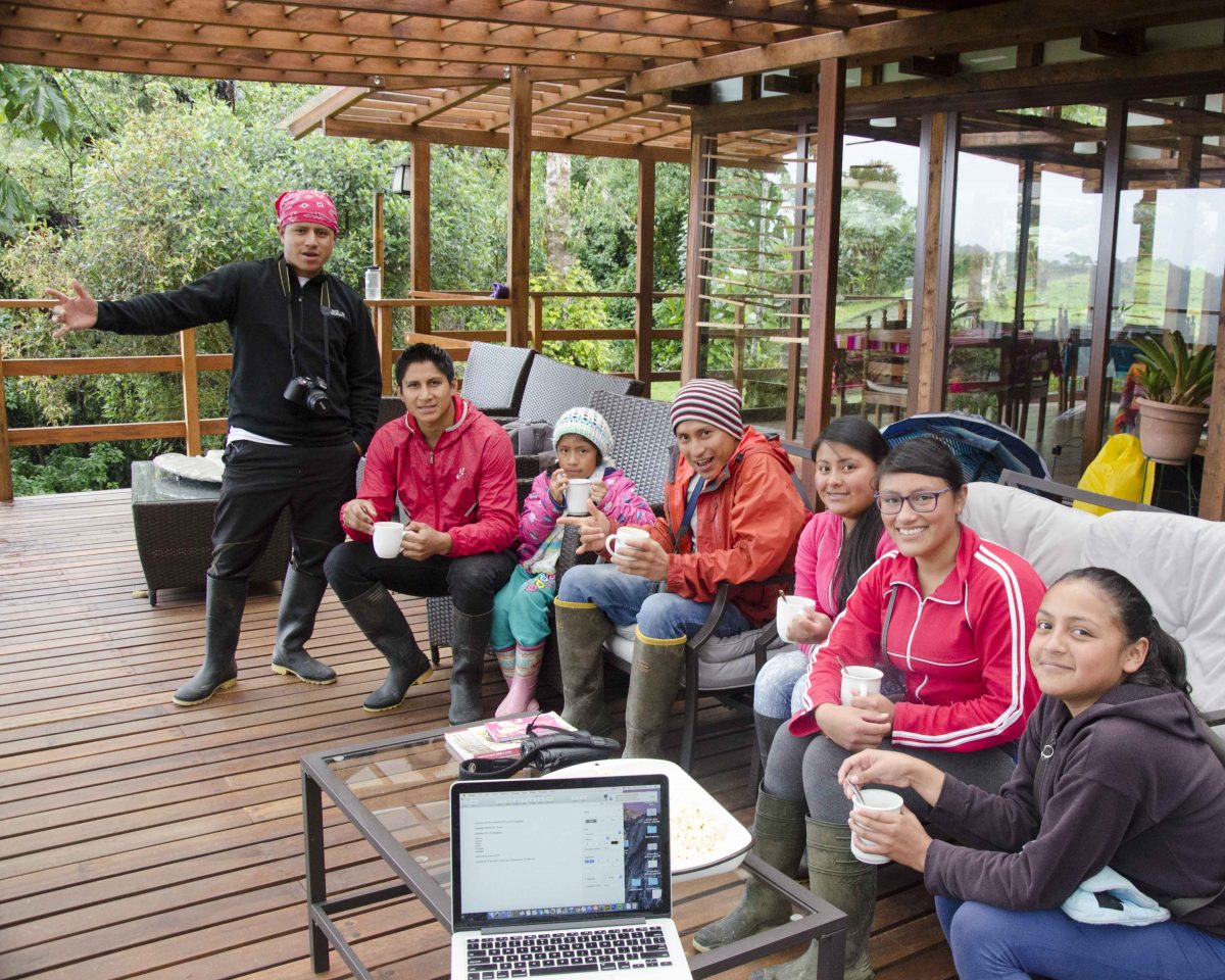 Cosanga Birdwatchers Club at Cabañas San Isidro, Ecuador | ©Angela Drake Cosanga Birdwatchers Club at Cabañas San Isidro, Ecuador | ©Angela Drake