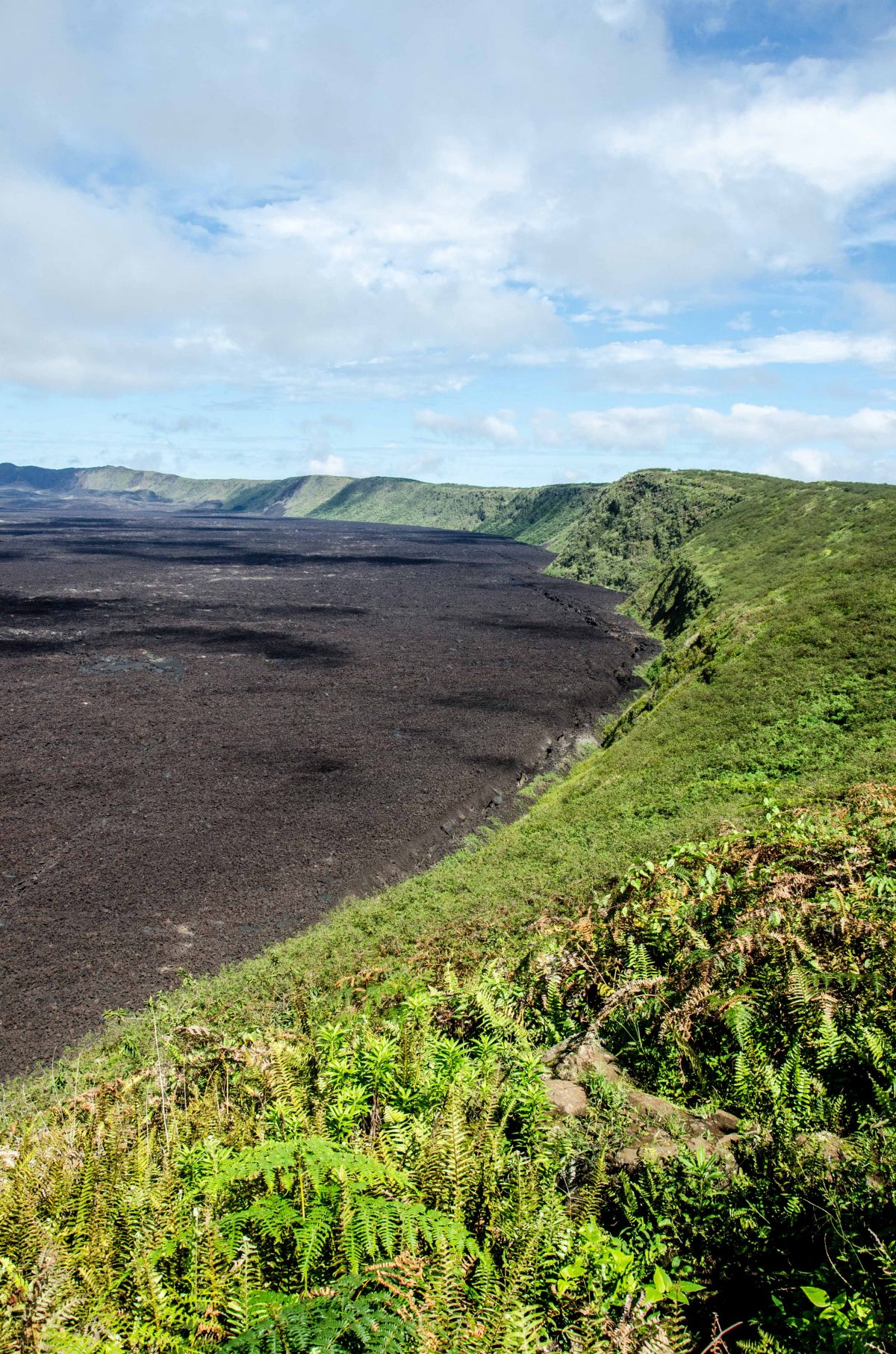 Volcan Sierra Negra, Isla Isabela, The Galapagos, Ecuador | ©Angela Drake / Not Your Average American Volcan Sierra Negra, Isla Isabela, The Galapagos, Ecuador | ©Angela Drake / Not Your Average American