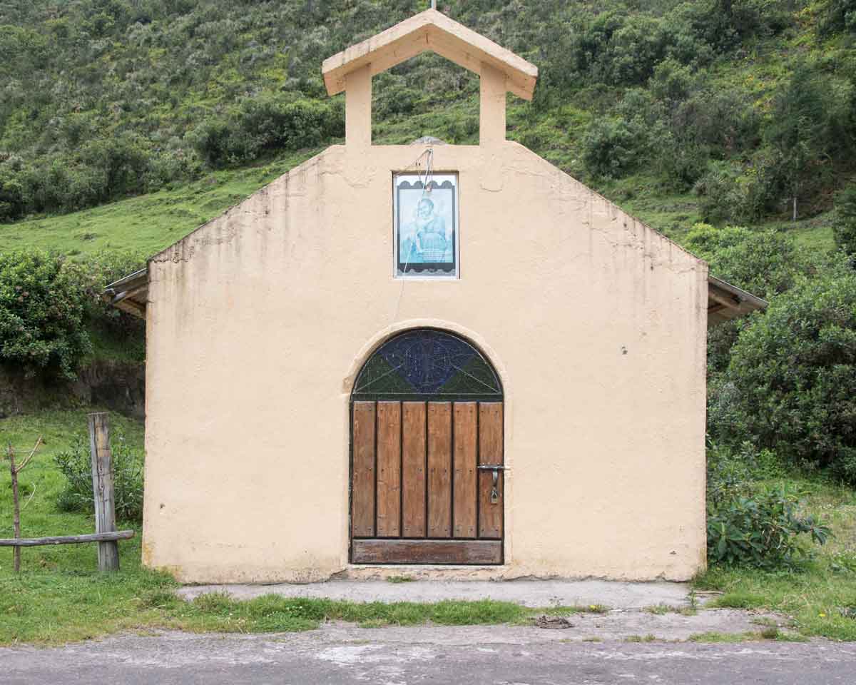 Small Chapel on the Backroad to Laguna Mica | ©Angela Drake Small Chapel on the Backroad to Laguna Mica | ©Angela Drake