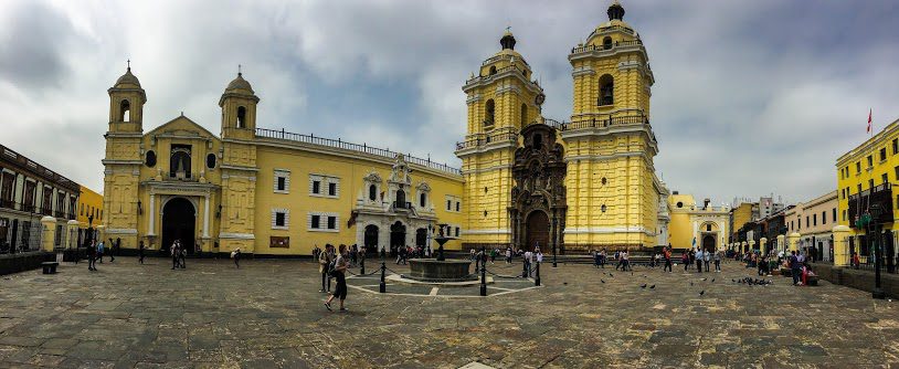 San Francisco Basilica, Lima, Peru | @Laura Frasse San Francisco Basilica, Lima, Peru | @Laura Frasse