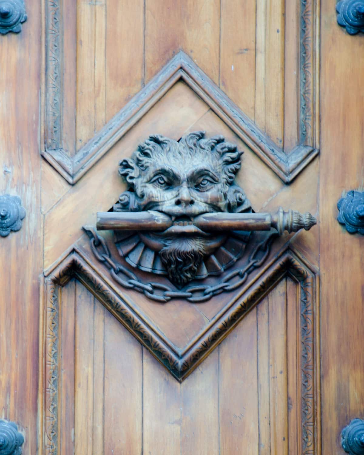 Door Knocker, Historic Center, Quito, Ecuador | ©Angela Drake Door Knocker, Historic Center, Quito, Ecuador | ©Angela Drake
