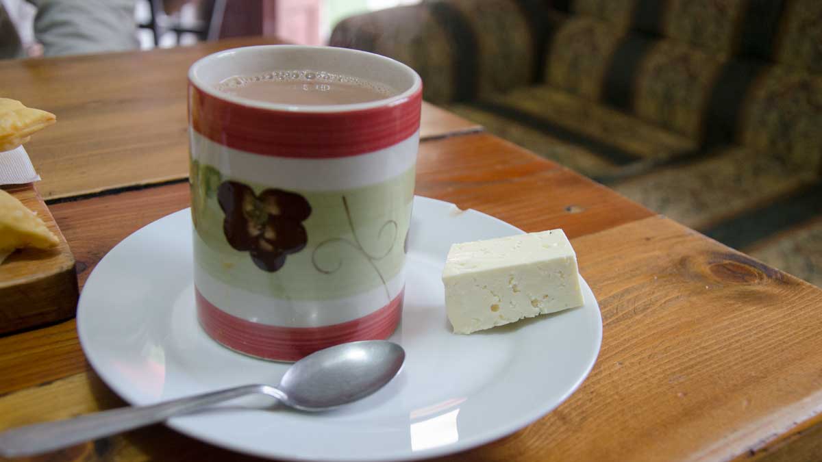 Chocolate con Queso, La Casa de La Empanada, Nono, Ecuador | ©Angela Drake Chocolate con Queso, La Casa de La Empanada, Nono, Ecuador | ©Angela Drake
