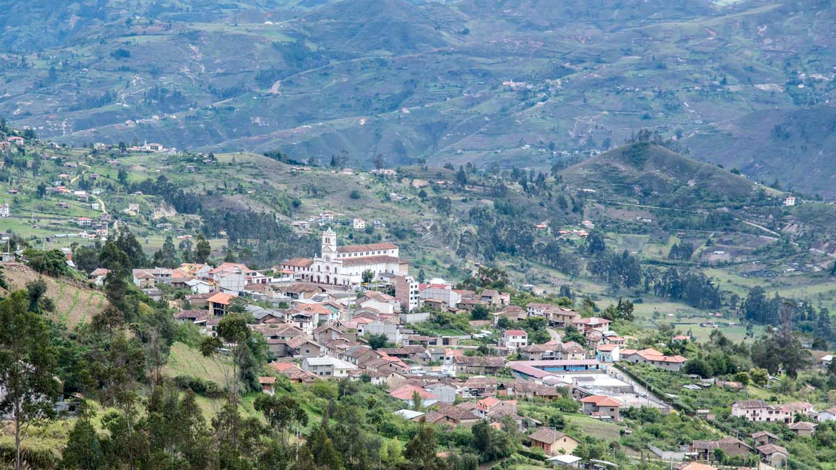 San Bartolome, Ecuador | ©Angela Drake San Bartolome, Ecuador | ©Angela Drake